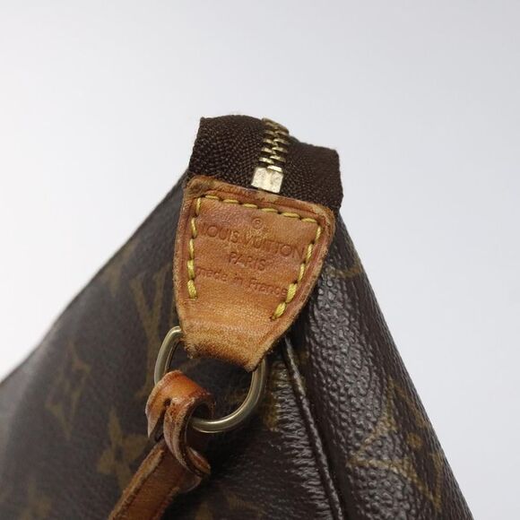 Louis Vuitton Pochette Accessoire Brown Canvas Clutch Bag (Pre-Owned) - Picture 15 of 16